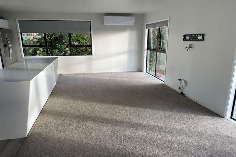 Photo of property in 22 Cleat Street, Whitby, Porirua, 5024