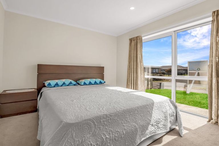 Photo of property in 21 O Ruamano Crescent, Pukekohe, 2120