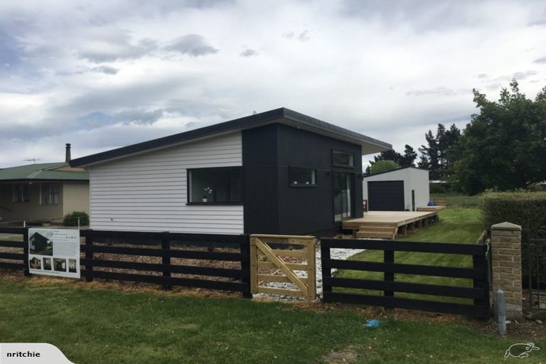 Photo of property in 37 Montrose Avenue, Culverden, 7392