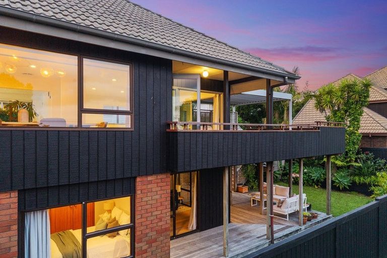 Photo of property in 1/23 Park Rise, Campbells Bay, Auckland, 0630