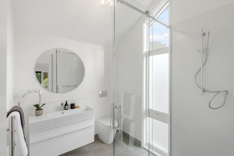 Photo of property in 22 Tuirau Place, Ilam, Christchurch, 8041