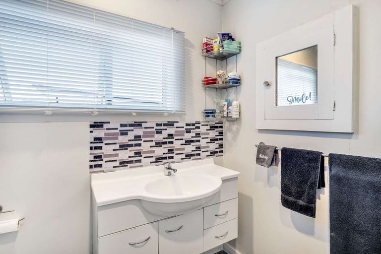 Photo of property in 18 Mcgregor Street, Milson, Palmerston North, 4414