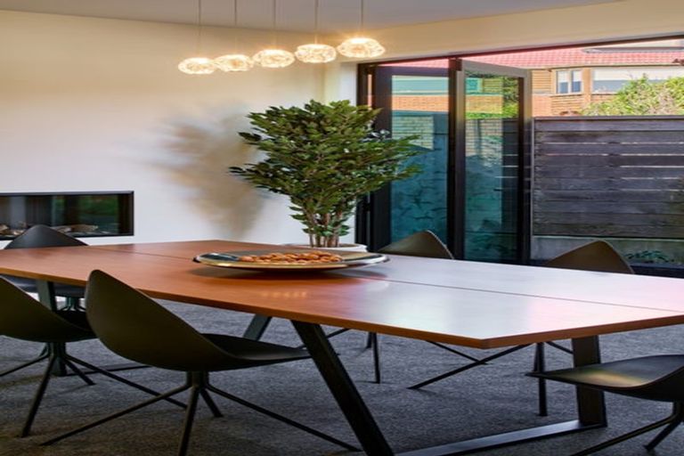 Photo of property in 3 Bayview Terrace, Oriental Bay, Wellington, 6011