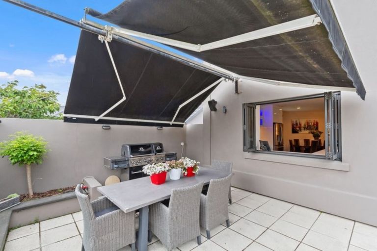 Photo of property in 32 Palm Drive, Shirley, Christchurch, 8052