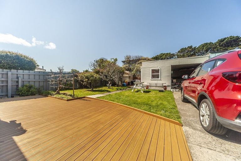 Photo of property in 10 Herald Terrace, Berhampore, Wellington, 6023