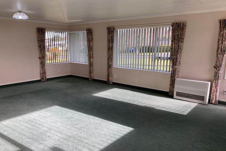 Photo of property in 2a Hamlet Street, Stratford, 4332