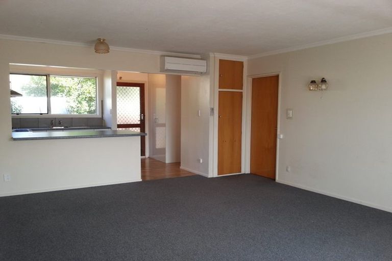 Photo of property in 2/7 Neill Street, Hornby, Christchurch, 8042