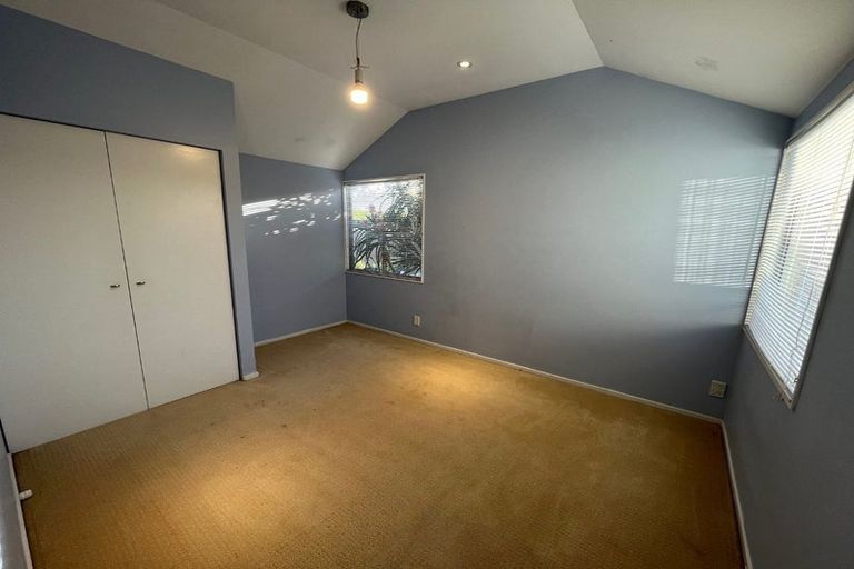Photo of property in 21 Haven Drive, East Tamaki, Auckland, 2013