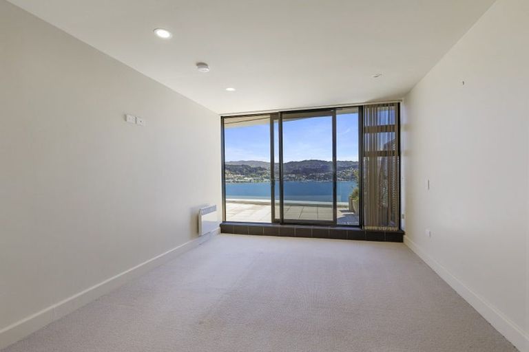Photo of property in Shelley Bay Terraces, 23/61 Maupuia Road, Maupuia, Wellington, 6022