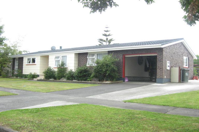 Photo of property in 14 Massey Street, Aramoho, Whanganui, 4500