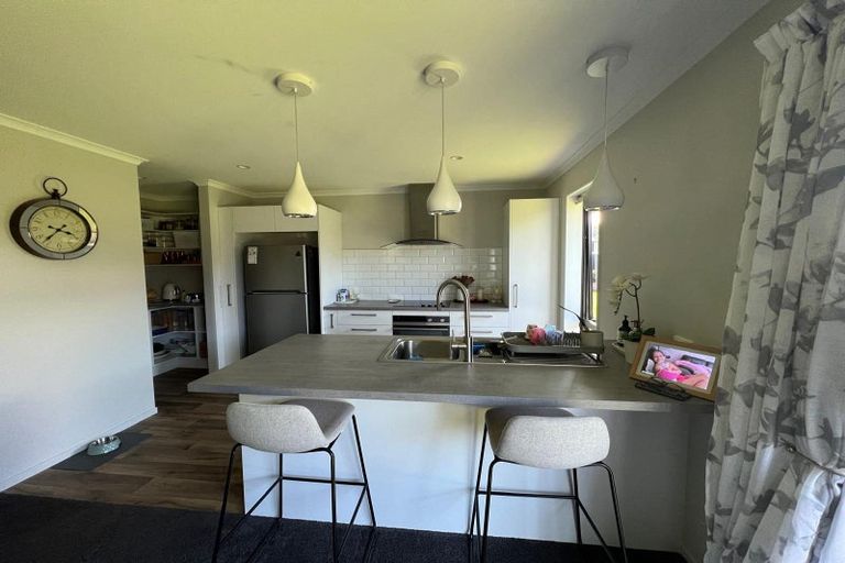 Photo of property in 2 Tara Crescent, Woodend, 7610