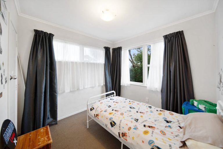 Photo of property in 20 Ronald Place, Manurewa, Auckland, 2102