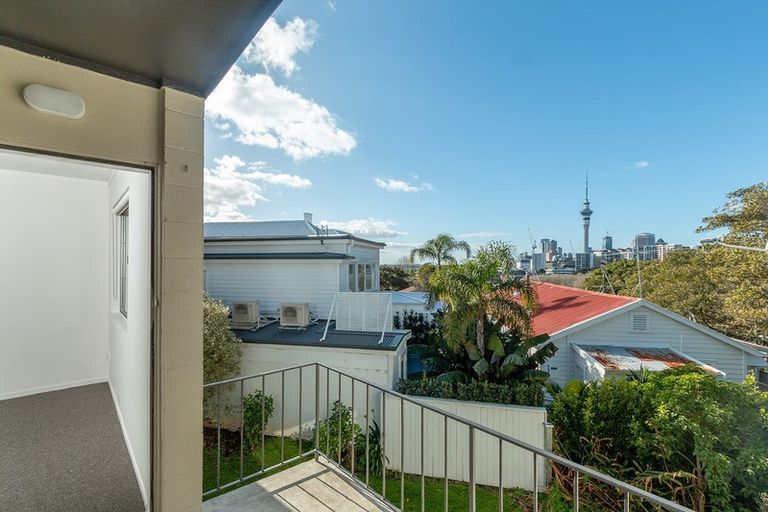 Photo of property in 10/27 Hepburn Street, Freemans Bay, Auckland, 1011