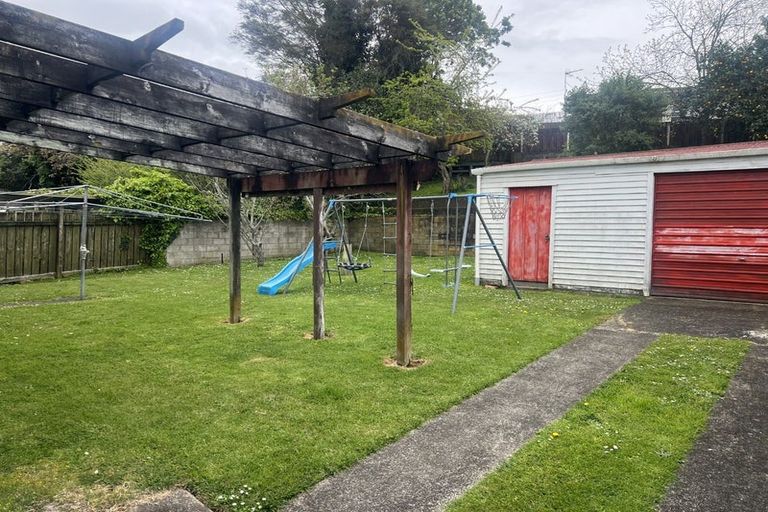 Photo of property in 22 Manapouri Place, Glenview, Hamilton, 3206