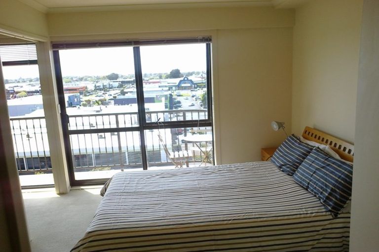 Photo of property in The Rennaissance, 11i/18 Ronwood Avenue, Manukau, Auckland, 2104
