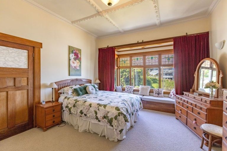 Photo of property in 20 Brewster Street, Bluff Hill, Napier, 4110