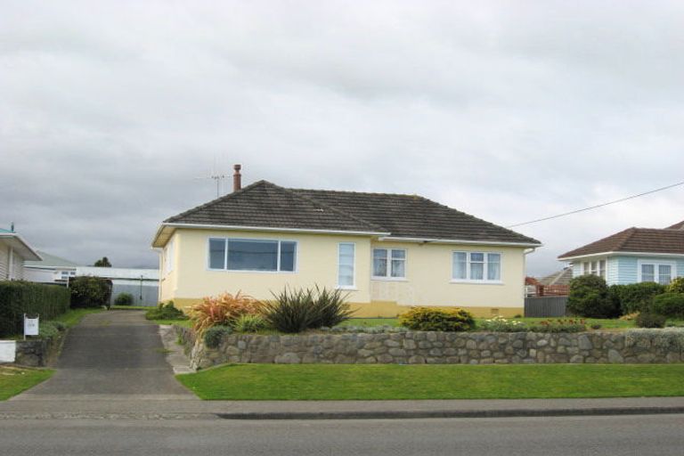 Photo of property in 198 Cambridge Street, Levin, 5510