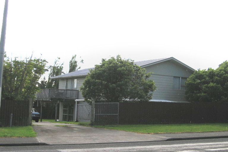 Photo of property in 154 Universal Drive, Henderson, Auckland, 0610