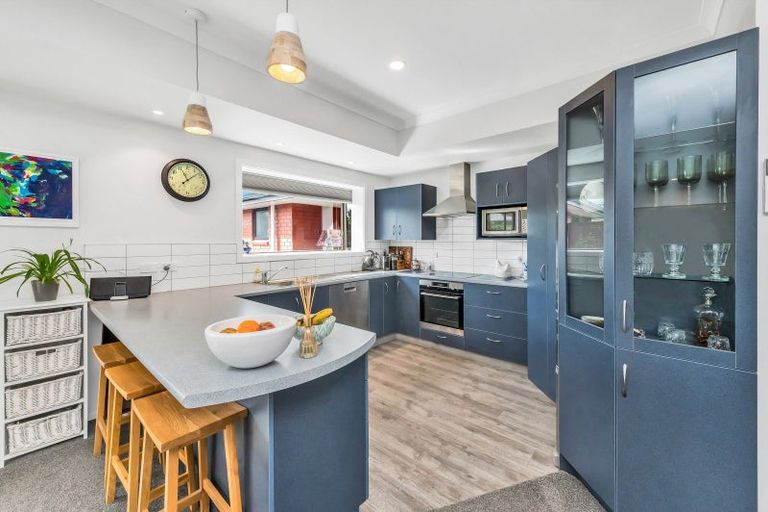 Photo of property in 11 Stanwood Grove, Darfield, 7510