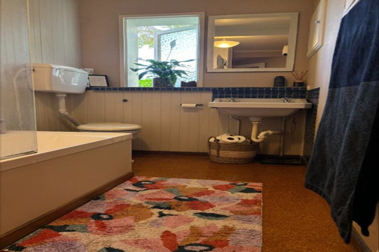 Photo of property in 57 Grafton Road, Roseneath, Wellington, 6011