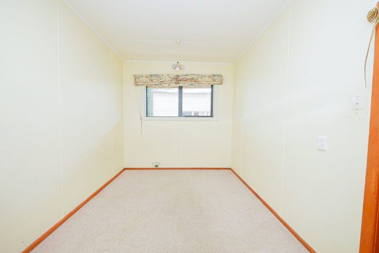 Photo of property in 2a Brooklyn Street, Green Island, Dunedin, 9018