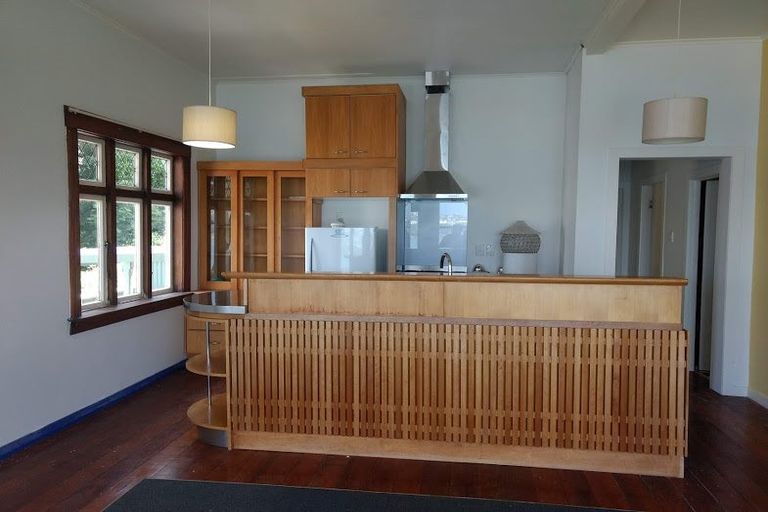 Photo of property in 466 Evans Bay Parade, Hataitai, Wellington, 6021