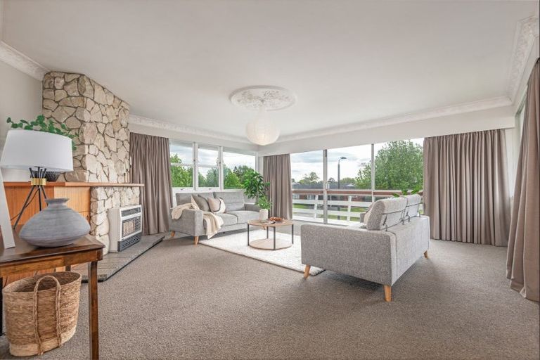 Photo of property in 6 Anaru Place, Awapuni, Palmerston North, 4412