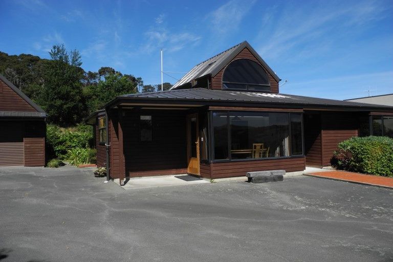 Photo of property in 6 Julius Place, Akaroa, 7520