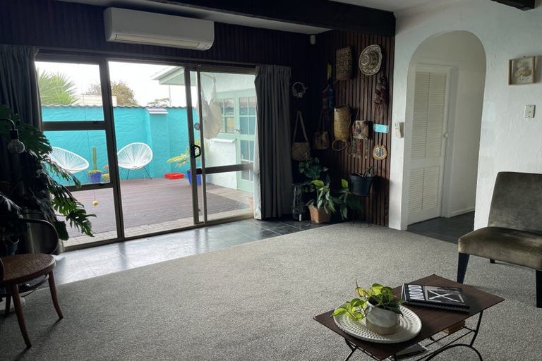 Photo of property in 1 Lantana Avenue, Bell Block, New Plymouth, 4312