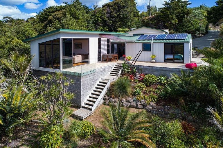 Photo of property in 249 Cullen Road, Waipu, 0582