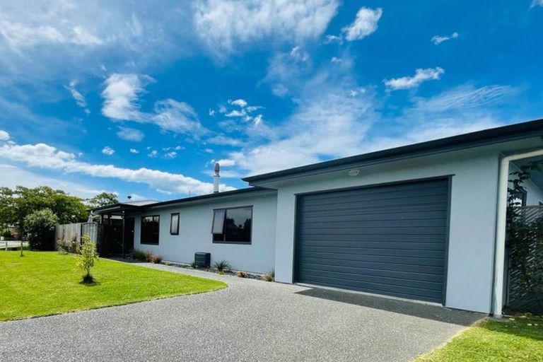 Photo of property in 5 Magdalen Crescent, Pirimai, Napier, 4112