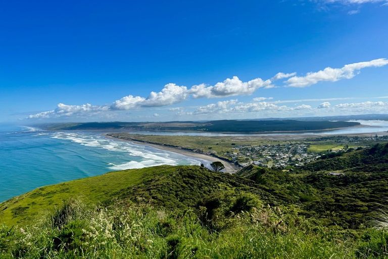 Photo of property in 23 Ocean View Road, Port Waikato, Tuakau, 2695