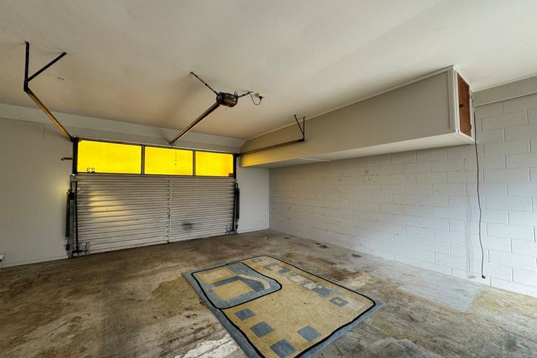 Photo of property in 23 Madill Road, St Andrews, Hamilton, 3200