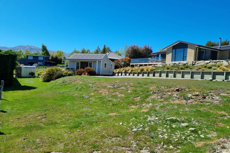 Photo of property in 1 O'neill Place, Lake Tekapo, 7999