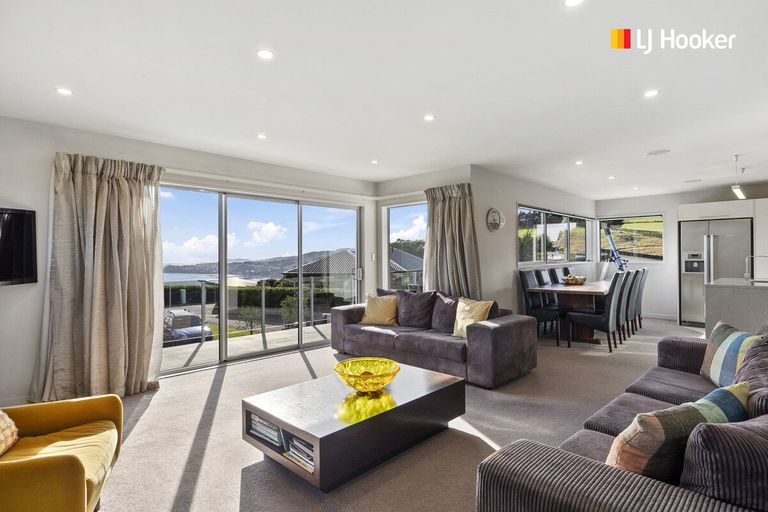 Photo of property in 333 Highcliff Road, Highcliff, Dunedin, 9013