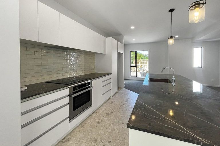 Photo of property in 11/23 Middleton Road, Johnsonville, Wellington, 6037