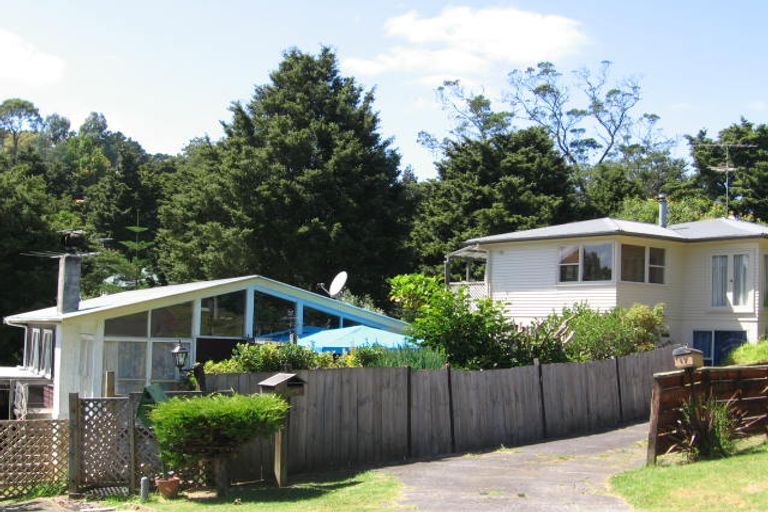 Photo of property in 19 Beeche Place, Birkdale, Auckland, 0626