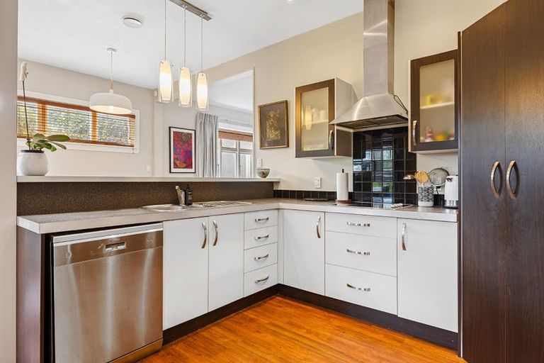 Photo of property in 66 Studholme Street, Somerfield, Christchurch, 8024