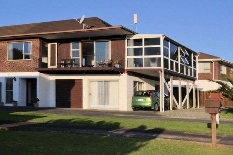 Photo of property in 1/12 Melissa Place, Farm Cove, Auckland, 2012