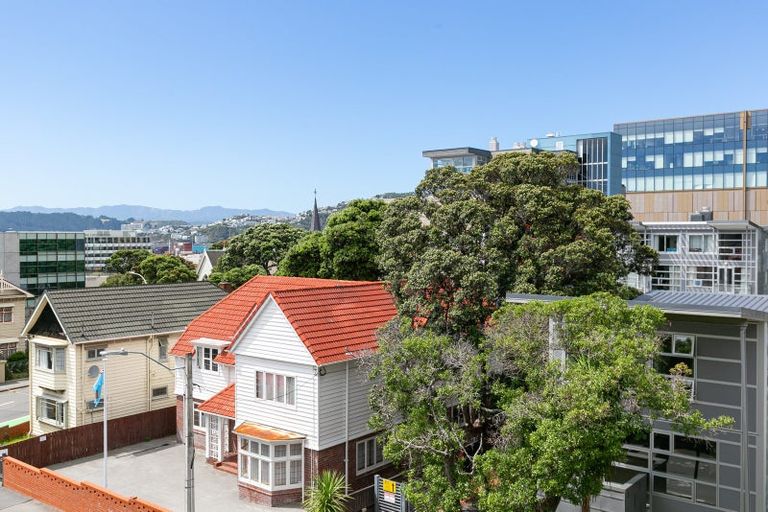 Photo of property in 58 Pipitea Street, Thorndon, Wellington, 6011