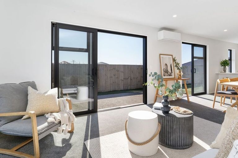 Photo of property in 60 Falcons View Drive, Rolleston, 7615