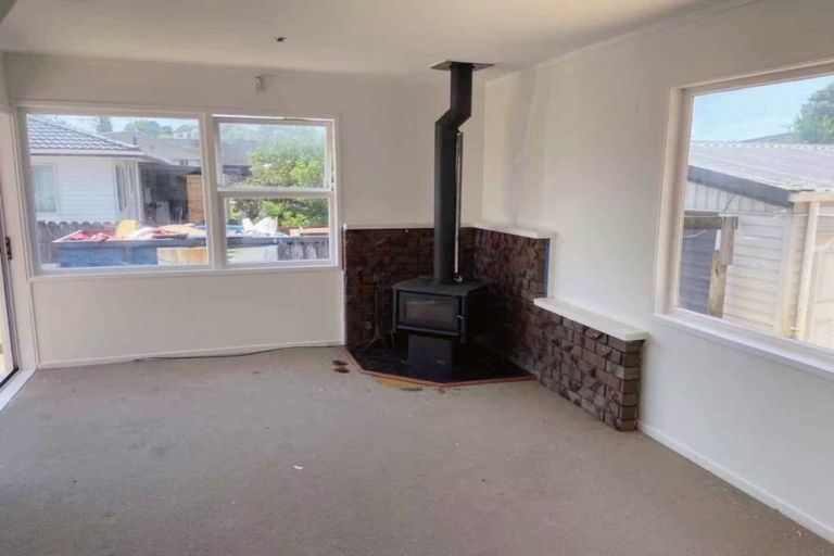 Photo of property in 19 Wycherley Drive, Bucklands Beach, Auckland, 2014