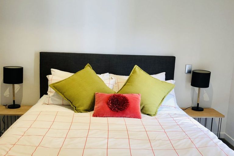 Photo of property in Piermont Apartments, 5e/82 Cable Street, Te Aro, Wellington, 6011