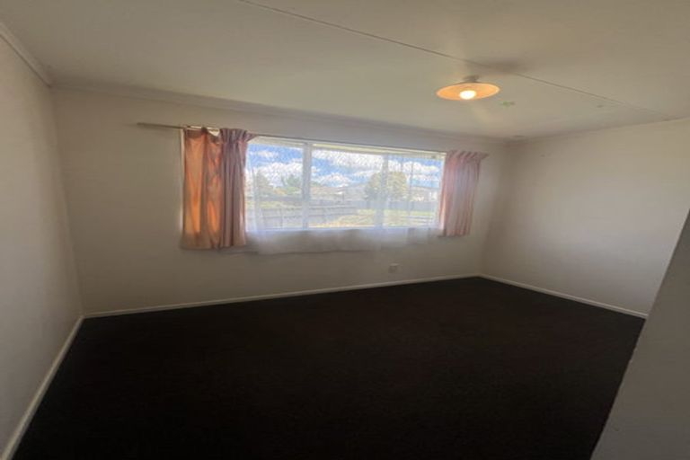 Photo of property in 4 Elmwood Crescent, Pukete, Hamilton, 3200