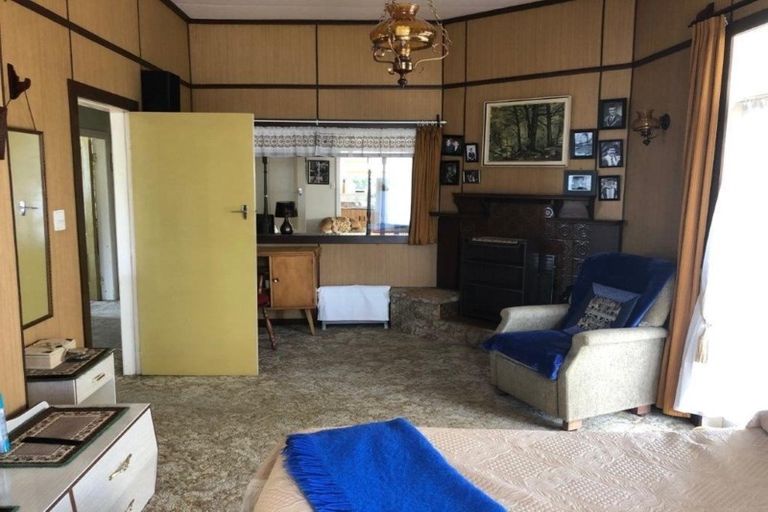 Photo of property in 187 Commercial Street, Takaka, 7110