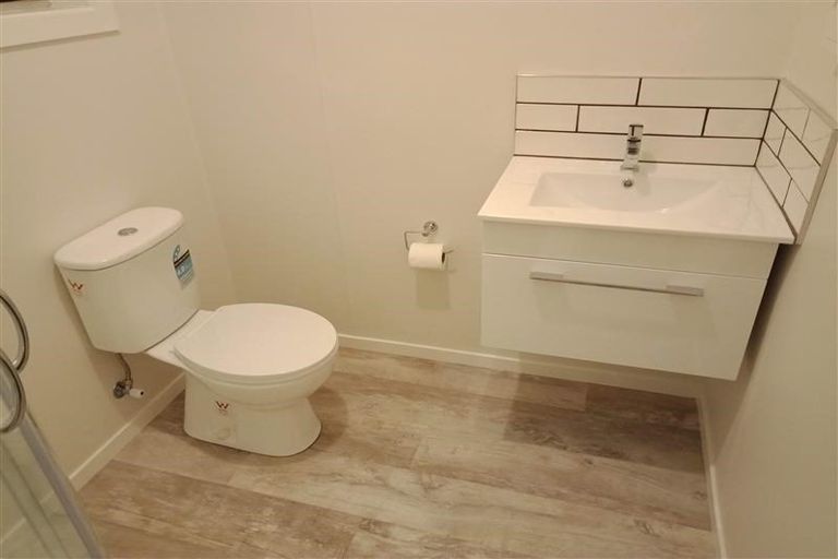 Photo of property in 2/10 Golf Road, Tahunanui, Nelson, 7011