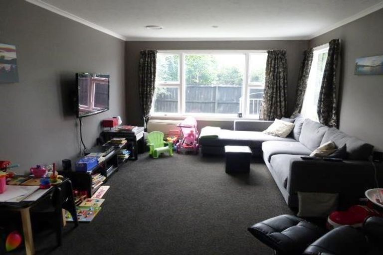 Photo of property in 2/4 Kyeburn Place, Avonhead, Christchurch, 8042