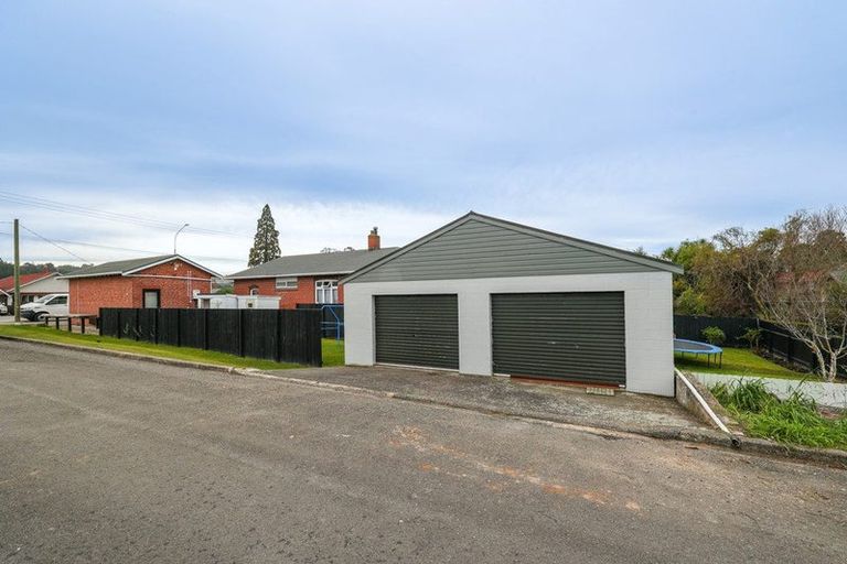 Photo of property in 77 Main Road, Fairfield, Dunedin, 9018
