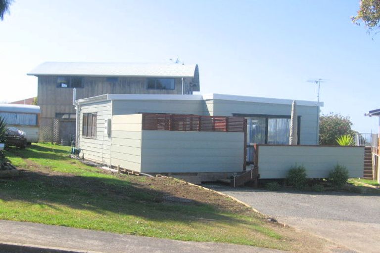 Photo of property in 5 Rimu Street, Whitianga, 3510