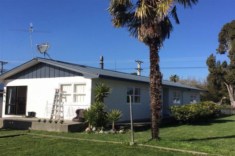 Photo of property in 74 Whakarewa Street, Motueka, 7120